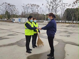 三峡场馆保洁员拾金不昧传递满满正能量